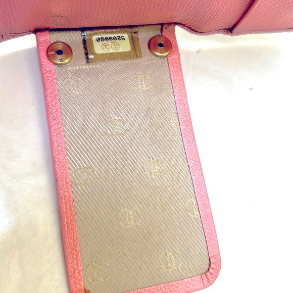 Chanel Key Holder - Picture 4 of 4